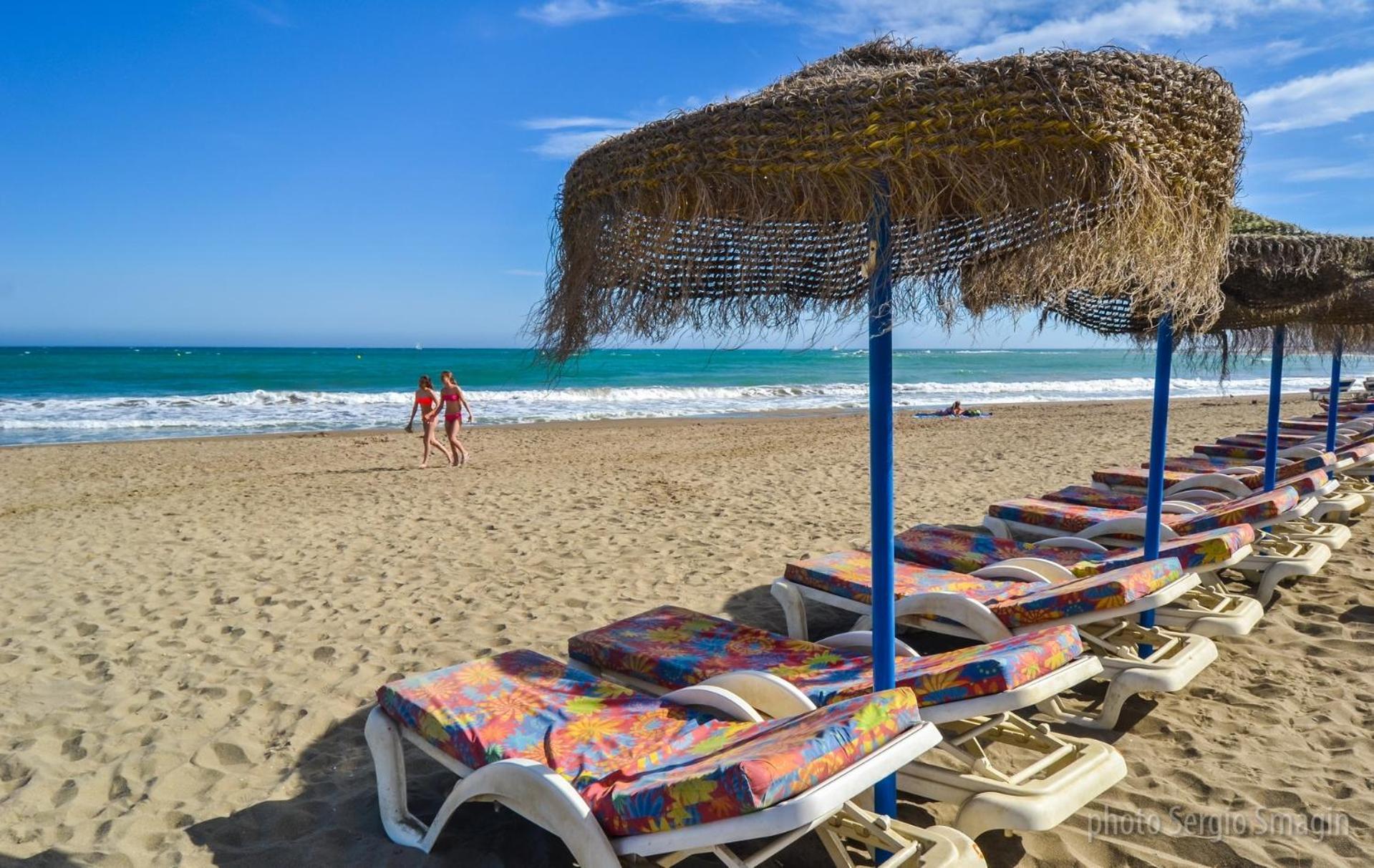 Benalbeach 1010 - Vista Al Mar - Piscina Todo El Ano - Primera Linea De Playa Benalmádena Buitenkant foto