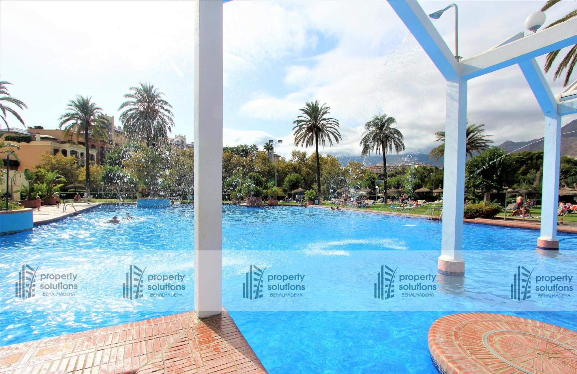 Benalbeach 1010 - Vista Al Mar - Piscina Todo El Ano - Primera Linea De Playa Benalmádena Buitenkant foto